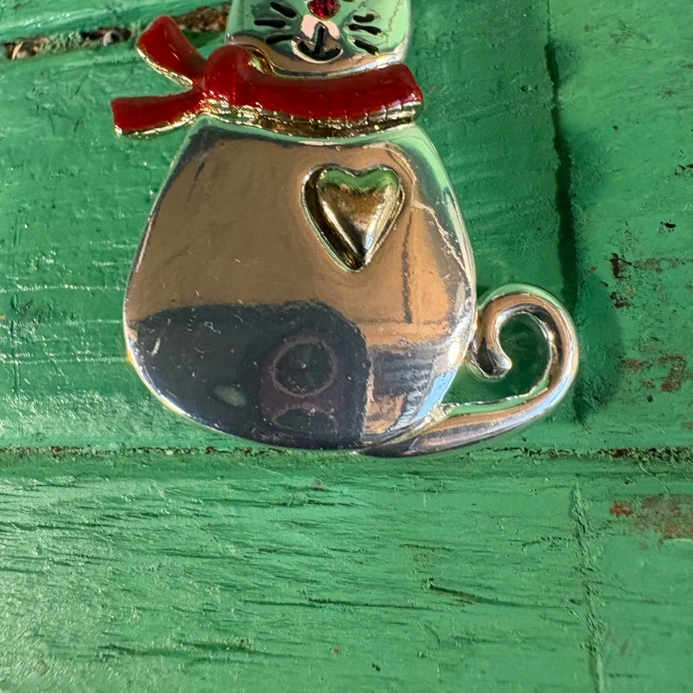 Charming Silver Cat Brooch with Red Scarf